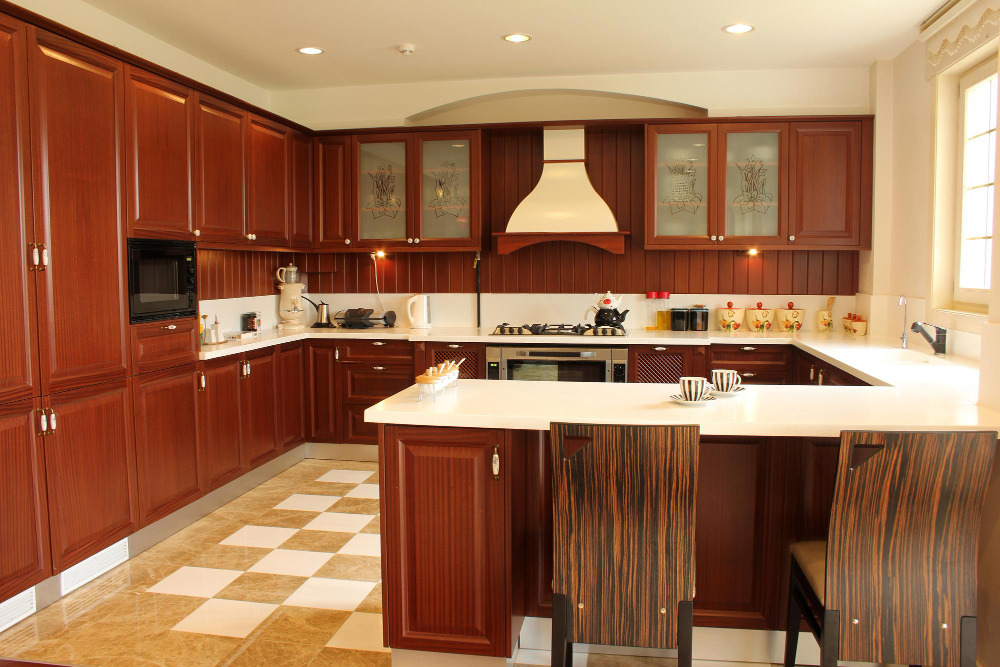 G Shaped Kitchen